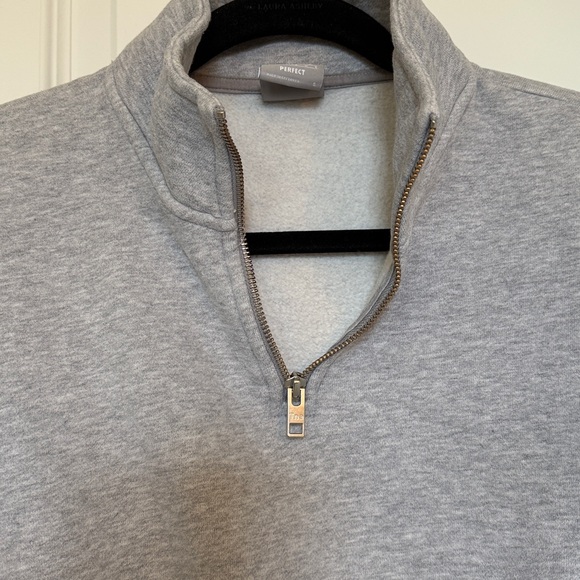 TNA Cozy Aritzia Gray Cropped Quarter Zip Pullover Sweatshirt - Picture 10 of 13